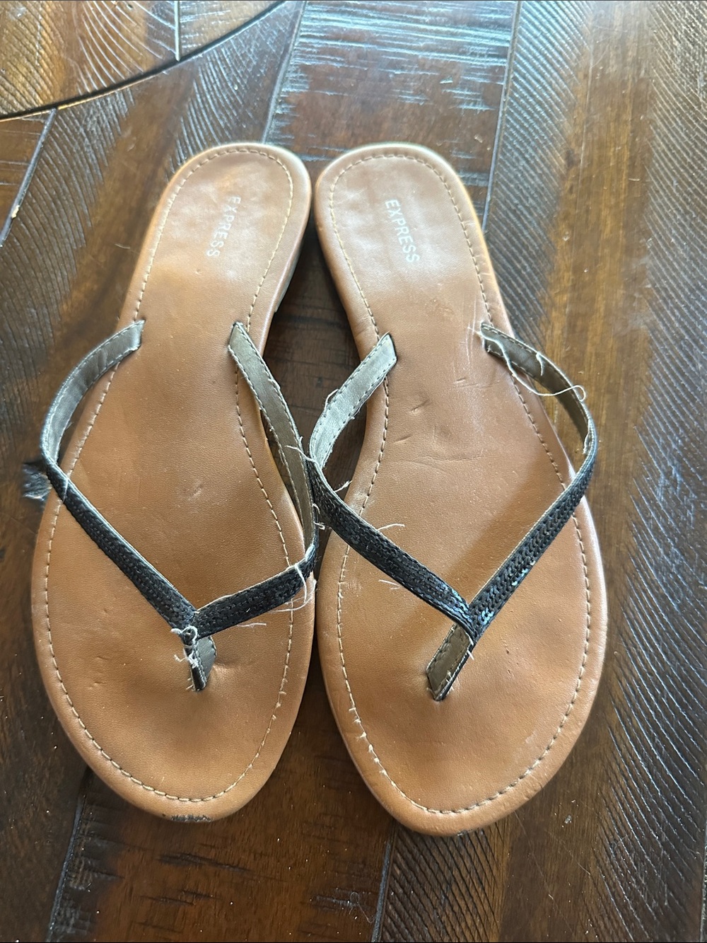 Express Women's Black Strap Brown Footbed Sandals